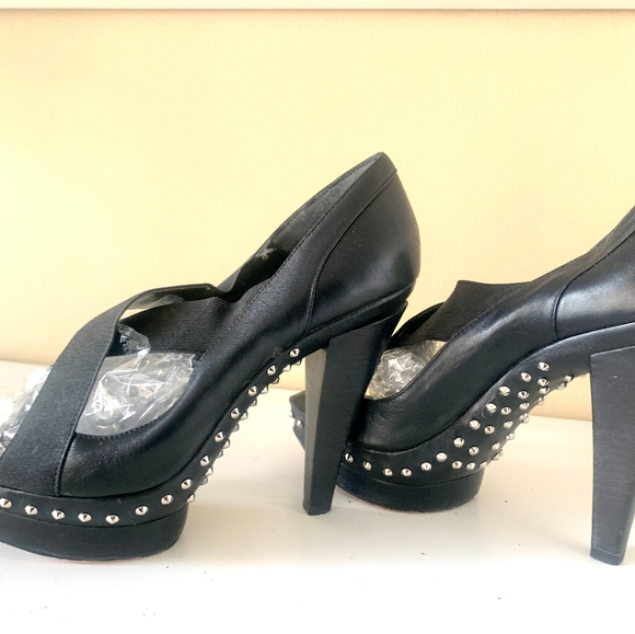 Jessica Bennet - Picture 2 of 6